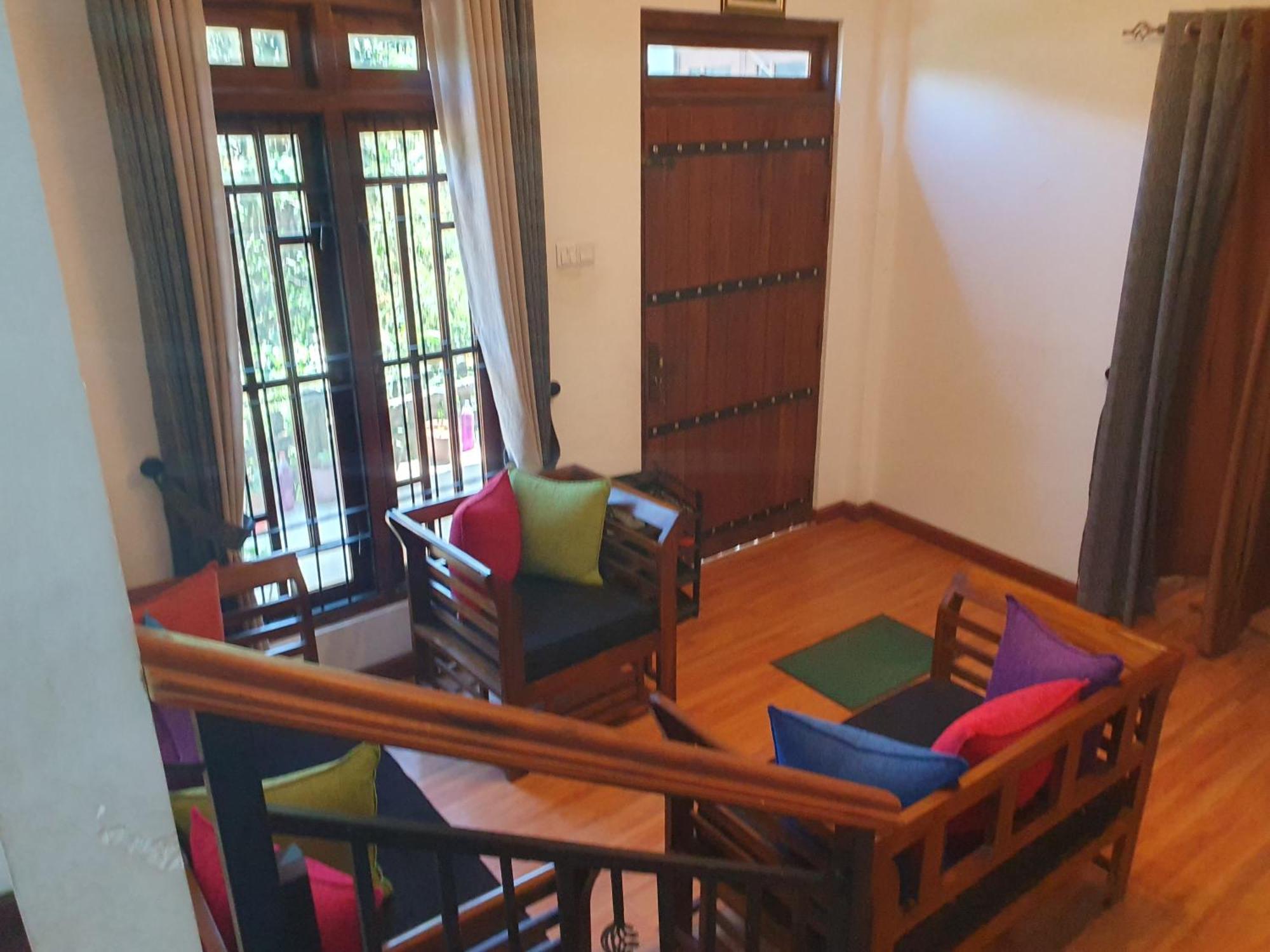 Barrow Villa 努沃勒埃利耶 外观 照片